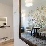 Ester Hotel