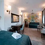 Ester Hotell