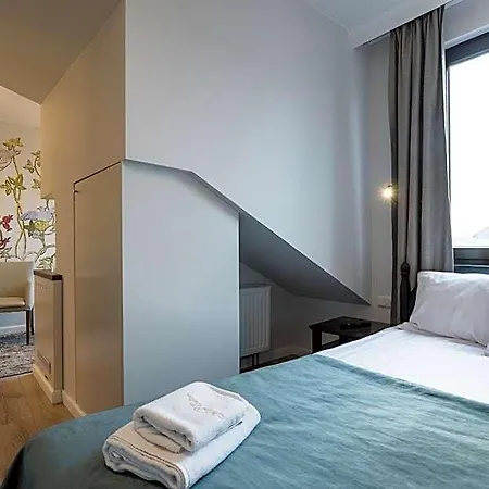 Hotel Ester