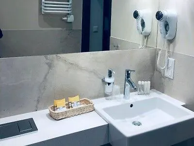Ester 4* Krakow